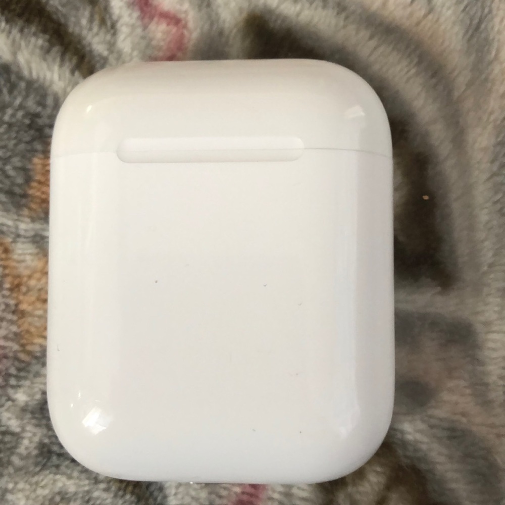 AirPods